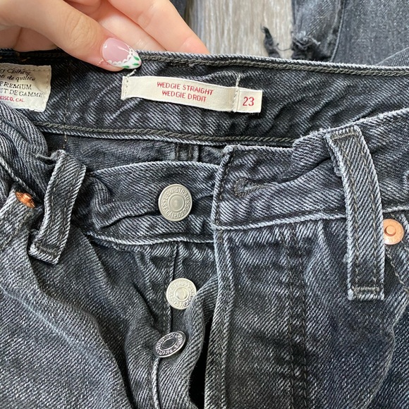 Black levi jeans - Picture 2 of 3